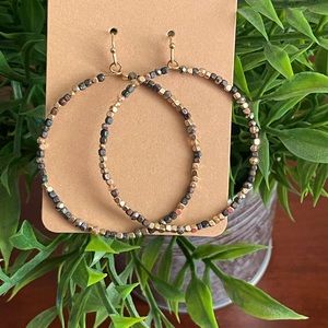 Francesca’s Gold/Grey Beaded Hoop Earrings